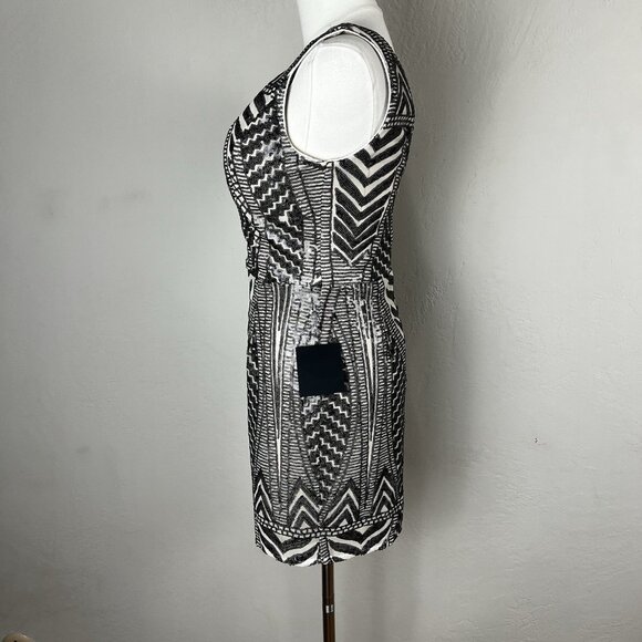 Lulu's Party Like Me Black Light Nude Sequin Bodycon V-Neck Mini Dress Small NEW - Picture 5 of 11